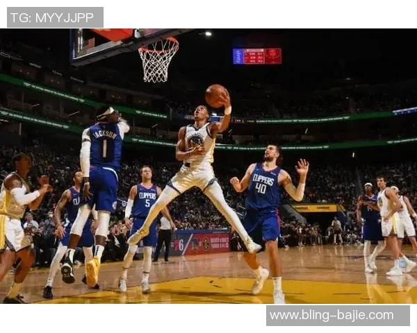 莫布里精彩表现助球队逆转胜利12投6中贡献15分5板4助4帽